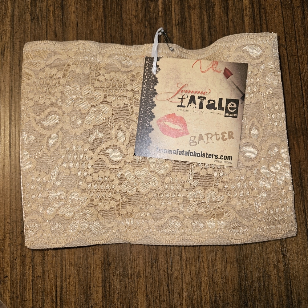 Femme Fatale Holster Garter, Tan, Sz M 18-19